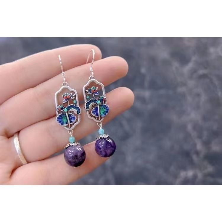 Classic Silver Earring with Timeless Appeal
