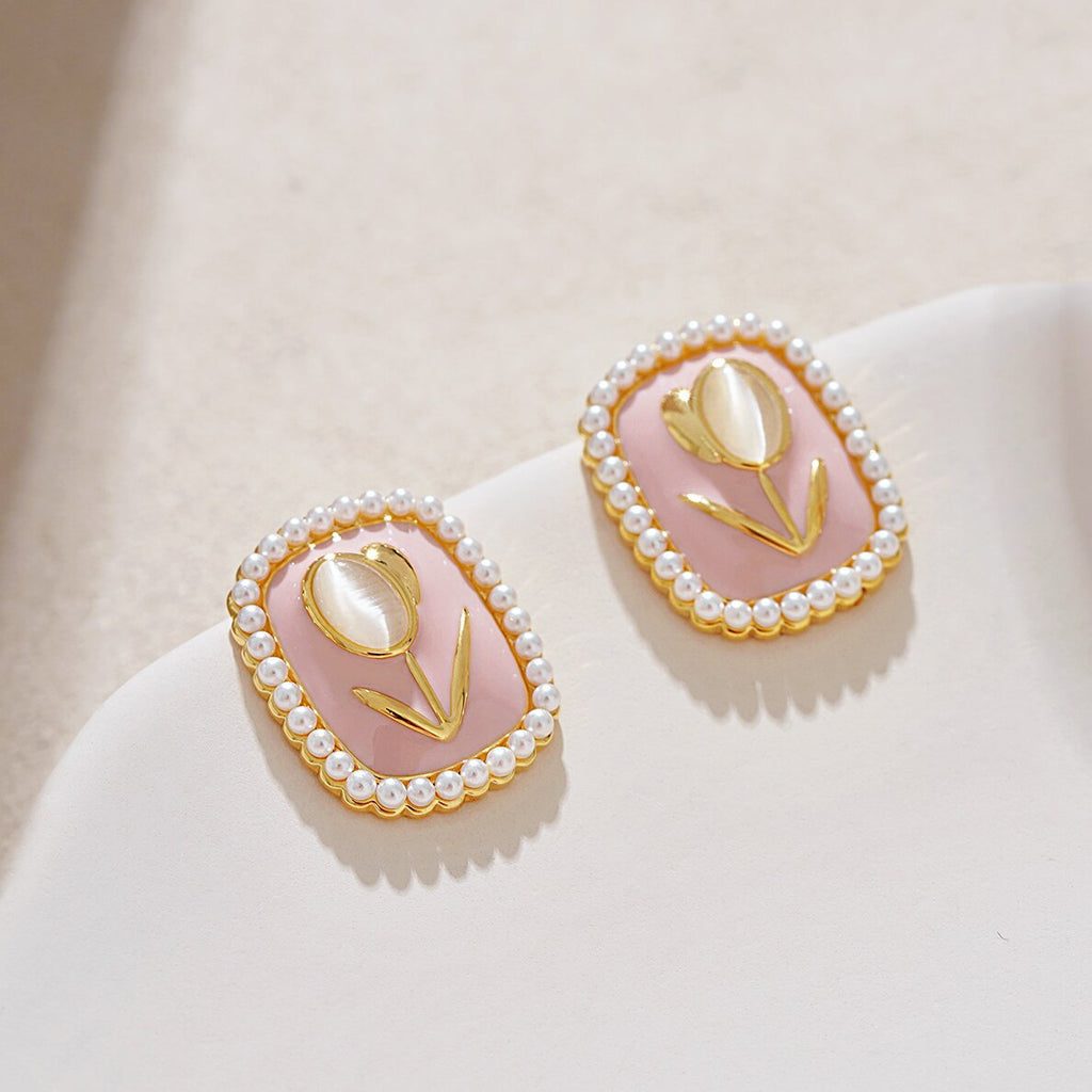 Stunning Earring for Daily Wear