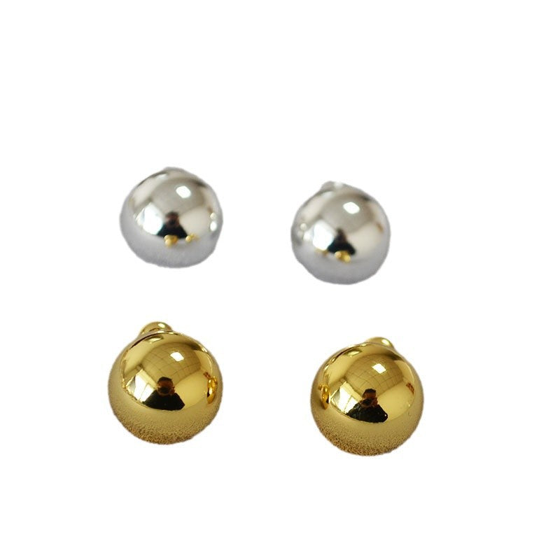 Delicate Artisan Gold Earring