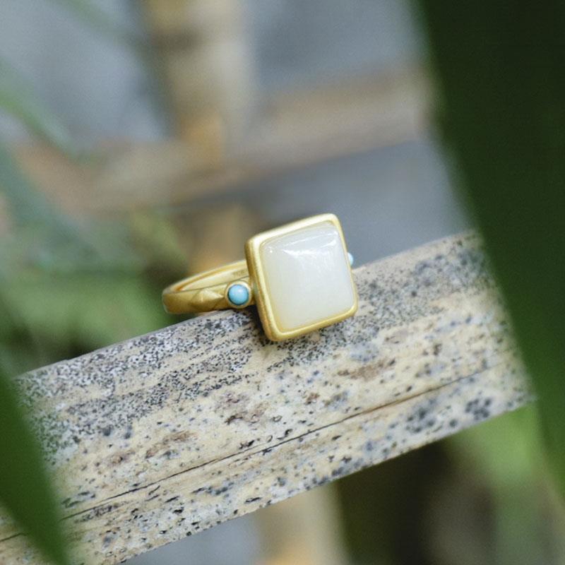 Elegant Gold Ring for Every Occasion