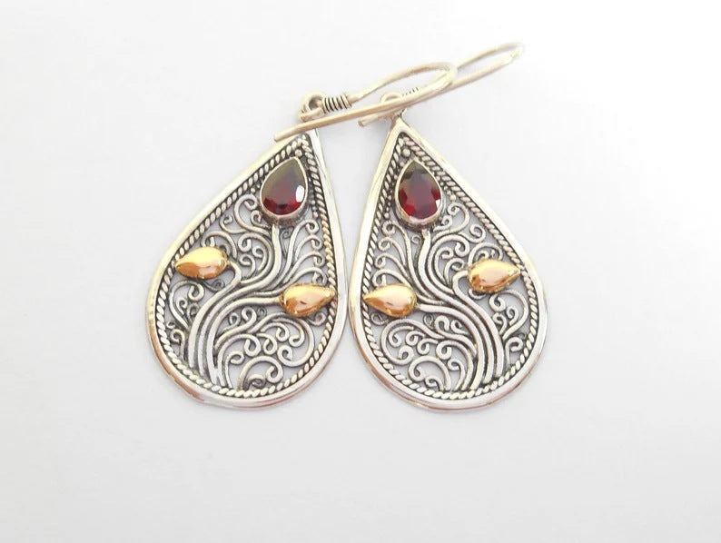 Vintage Handmade Earring