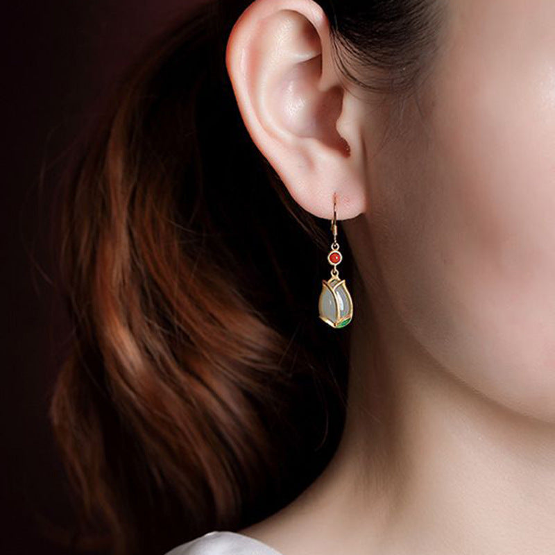 Classic Silver Earring with Timeless Appeal