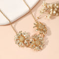 Classic Gold Necklace with Timeless Appeal