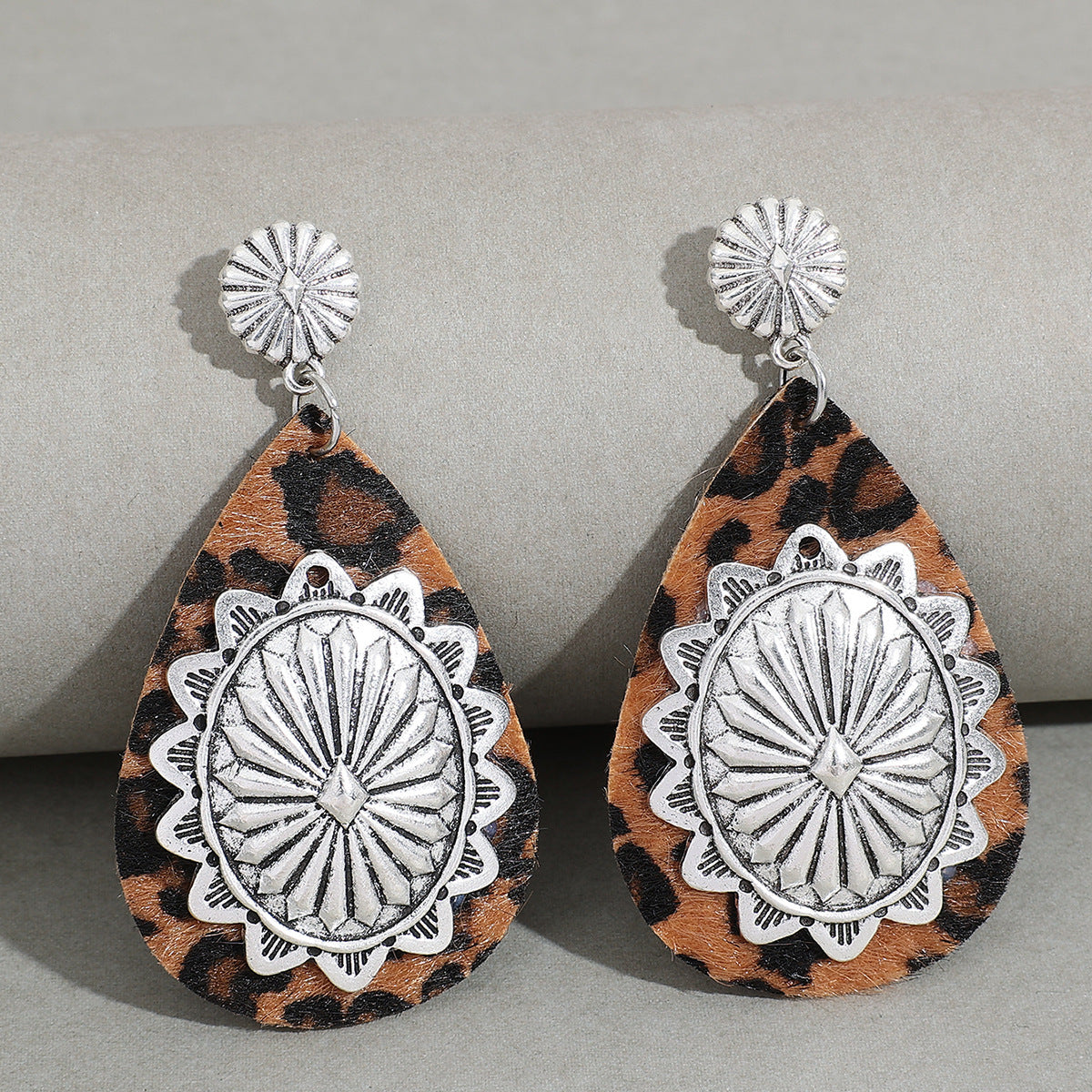Stunning Earring for Daily Wear