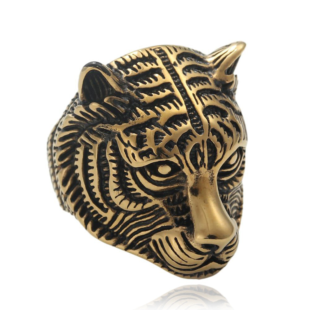 Stunning Ring for Daily Wear