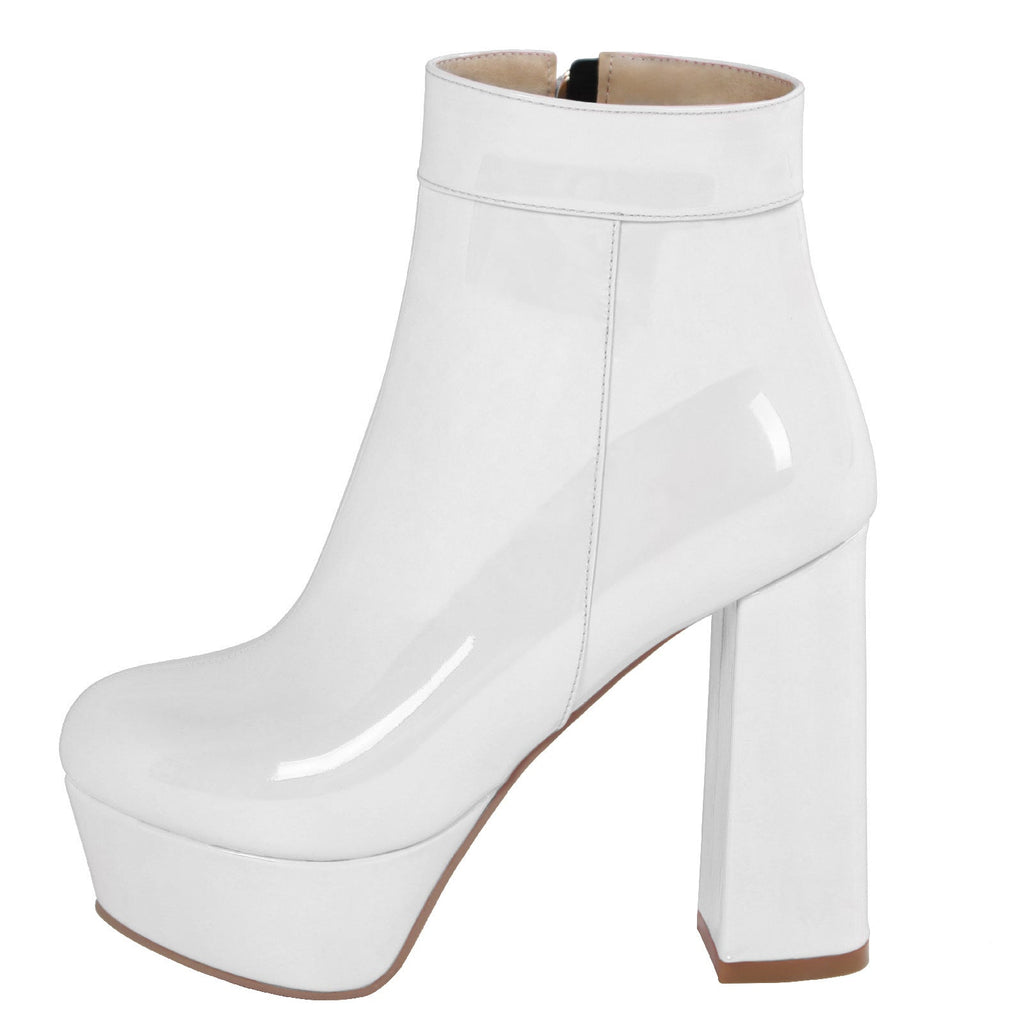 Graceful Orthopedic Boots for Modern Look