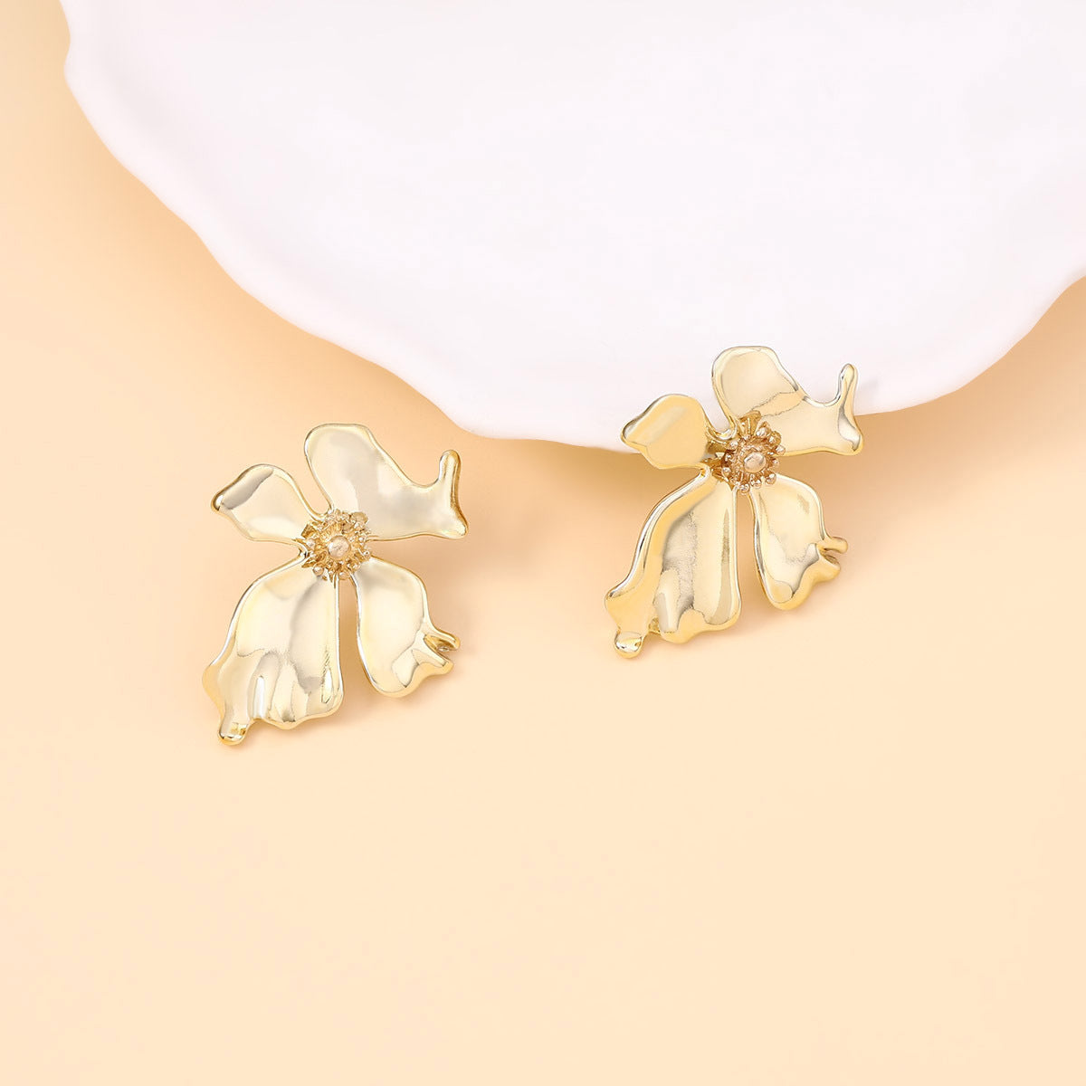 Elegant Earring for Every Occasion