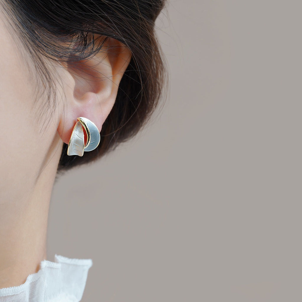 Stunning Pearl Earring for Daily Wear