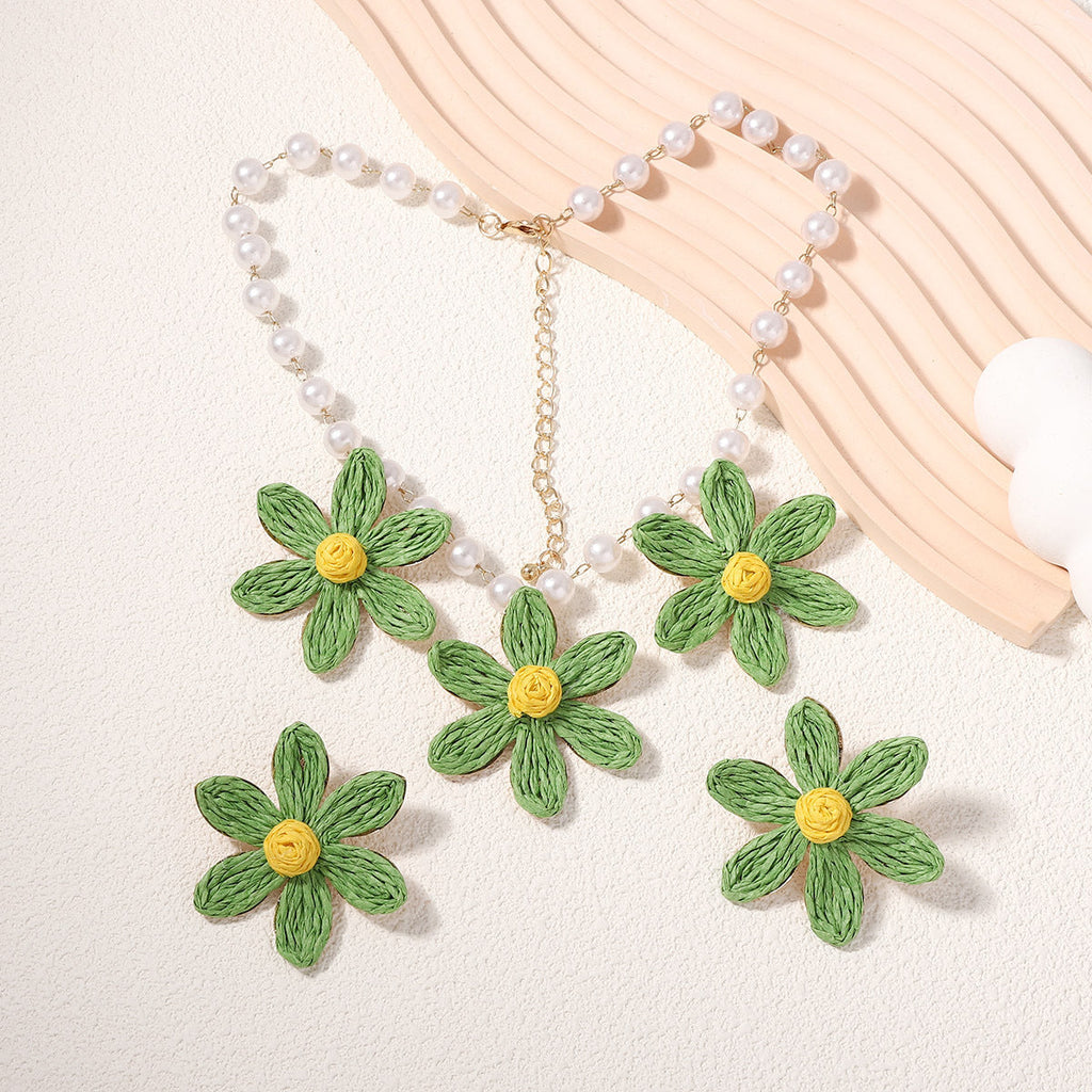 Classic Necklace with Timeless Appeal