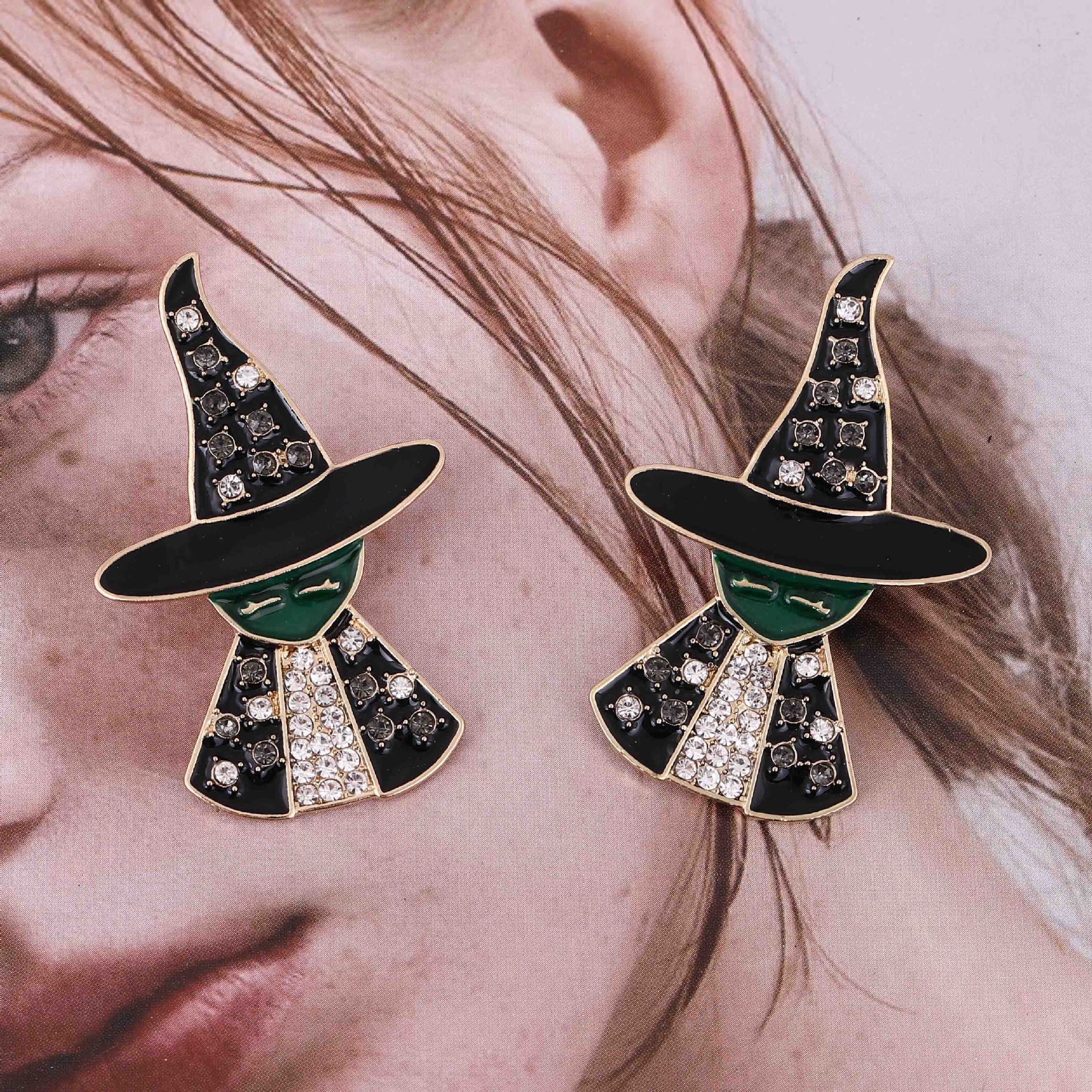 Beautiful Earring with Unique Style