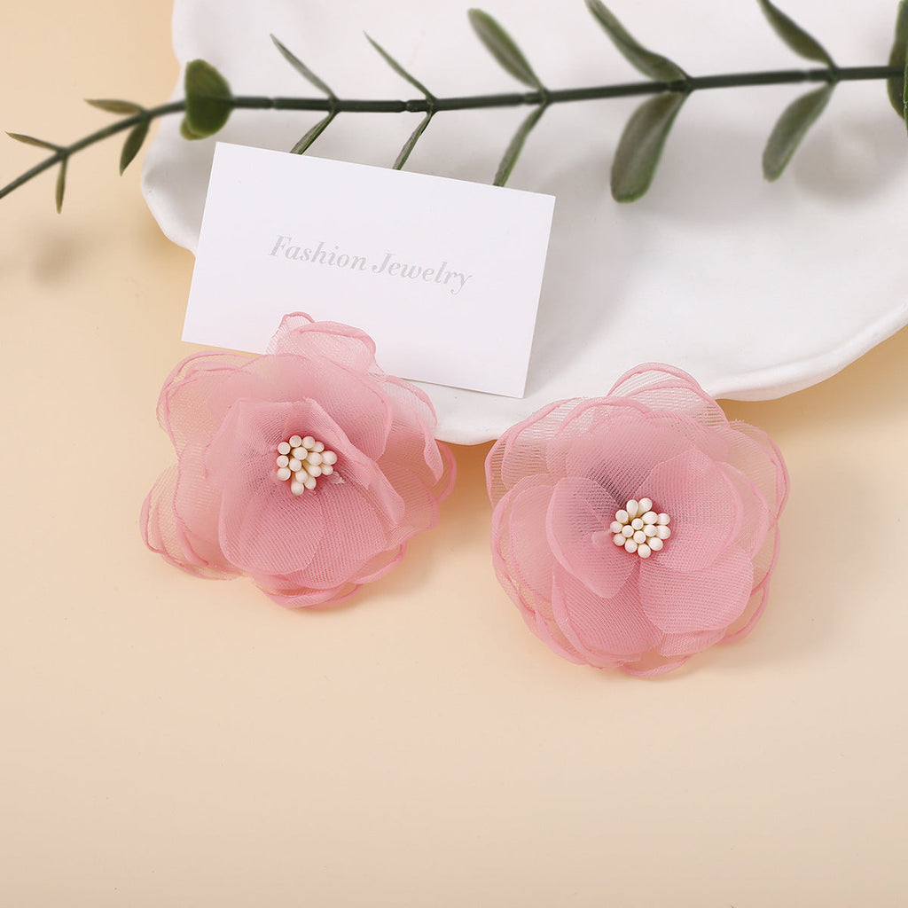 Classic Earring with Timeless Appeal
