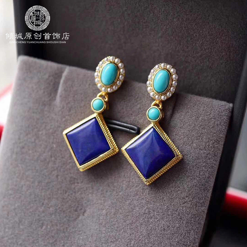 Classic Silver Earring with Timeless Appeal