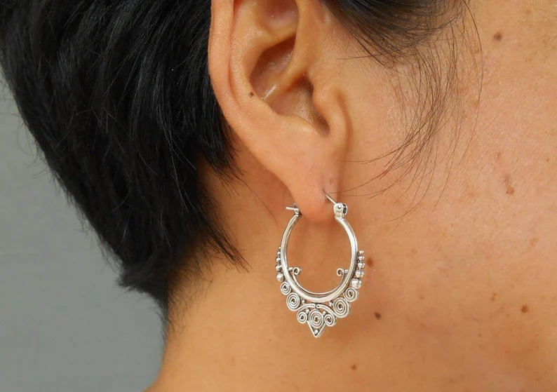 Classic Earring with Timeless Appeal