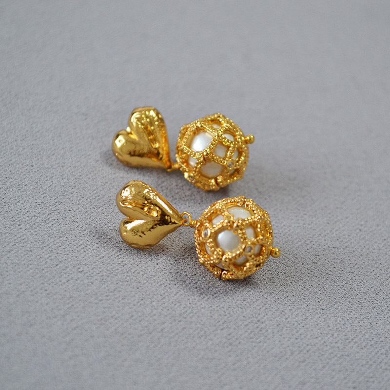 Vintage Handmade Gold Earring