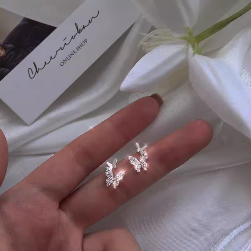 Elegant Earring for Every Occasion