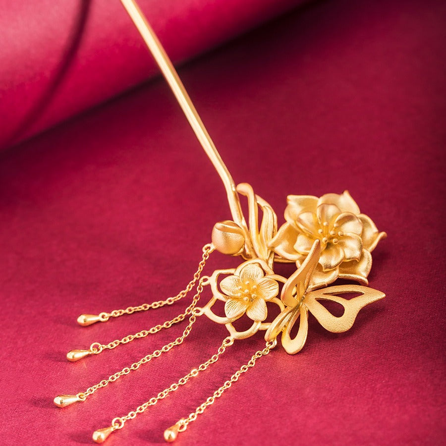 Delicate Artisan Gold Piece