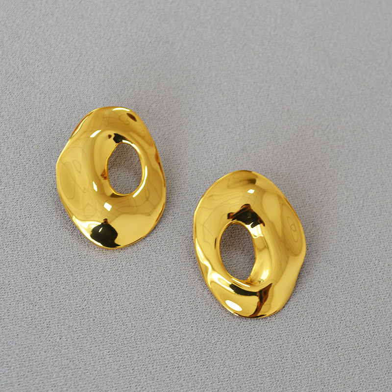 Romantic Earring for Special Moments
