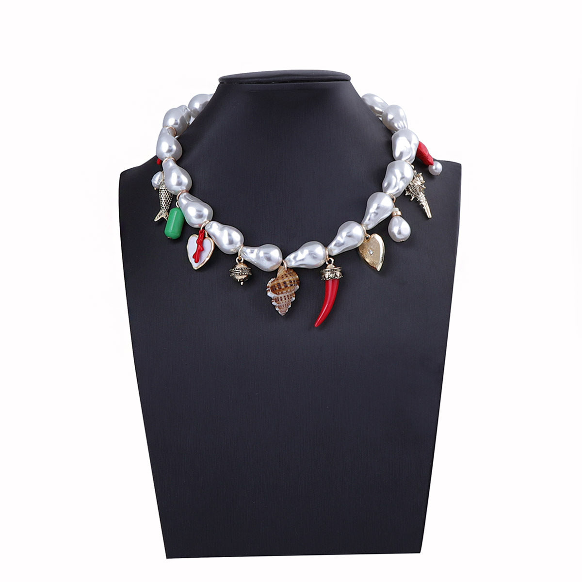 Charming Pearl Necklace for Any Occasion