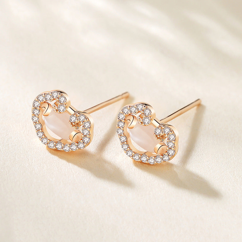 Stunning Earring for Daily Wear