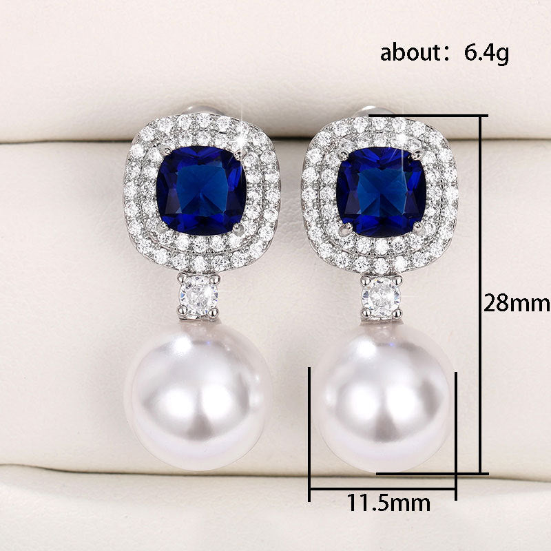 Classic Pearl Earring with Timeless Appeal