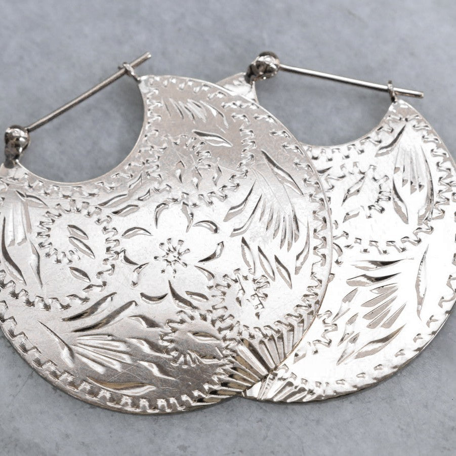 Stunning Earring for Daily Wear