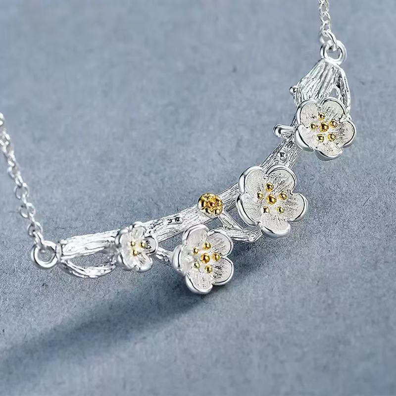 Classic Necklace with Timeless Appeal