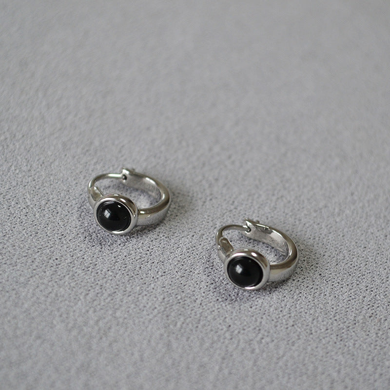 Charming Gold Earring for Any Occasion