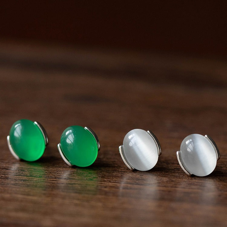 Charming Silver Earring for Any Occasion