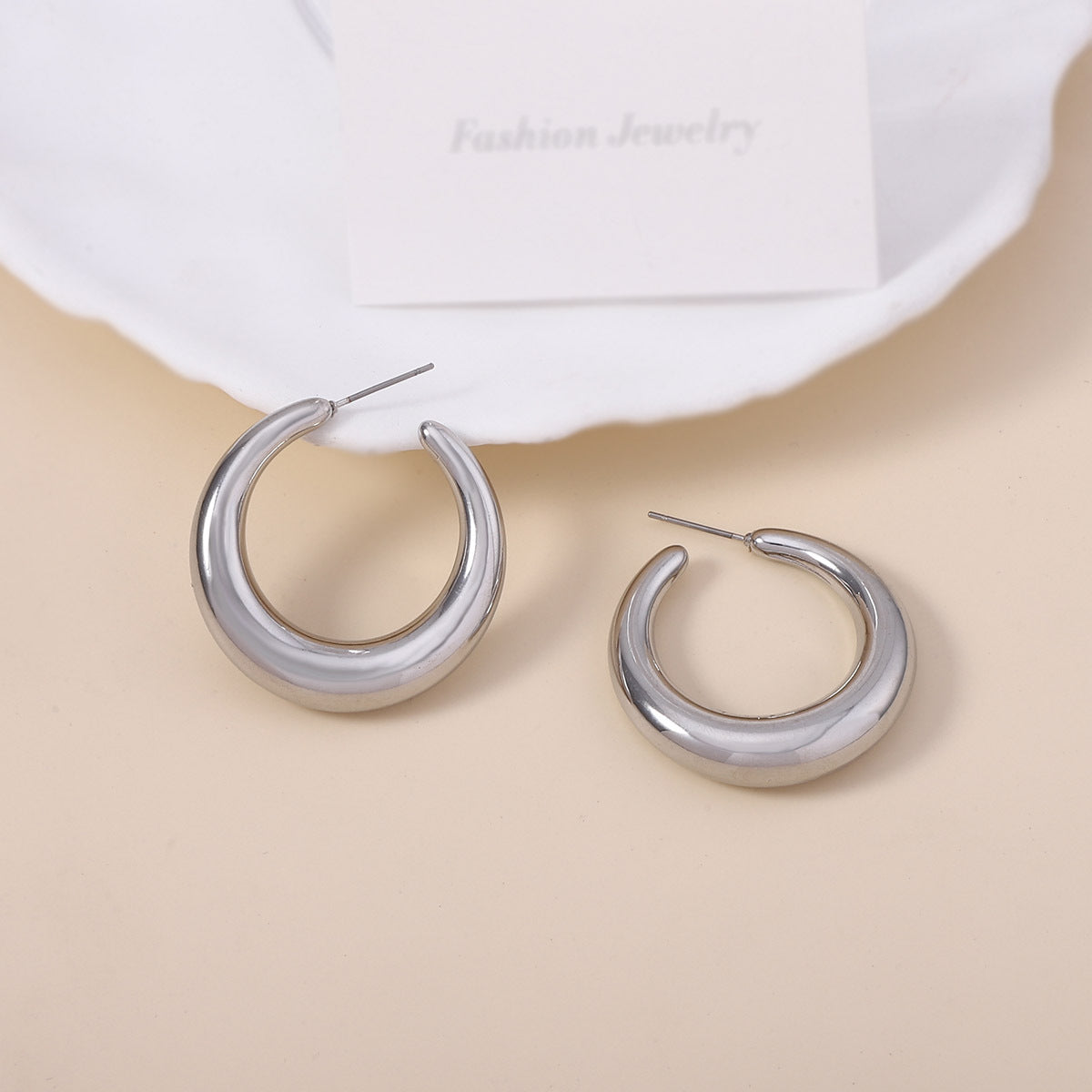 Classic Earring with Timeless Appeal