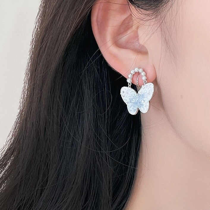 Stunning Pearl Earring for Daily Wear