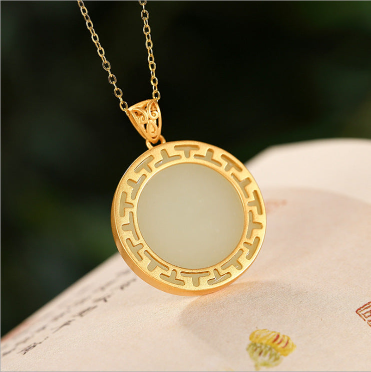 Elegant Gold Necklace for Every Occasion