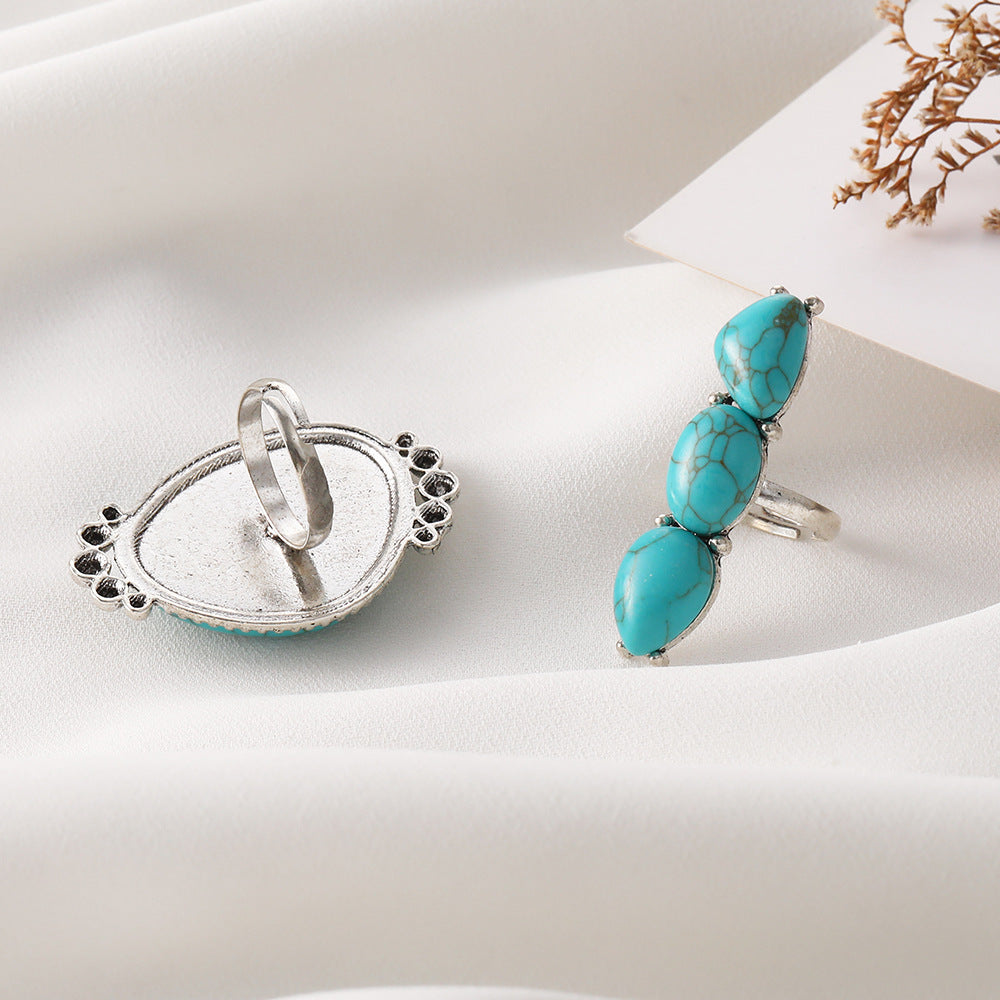 Beautiful Set with Unique Style