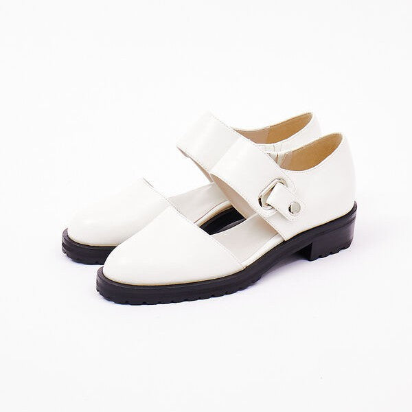 Graceful Orthopedic Shoes for Modern Look