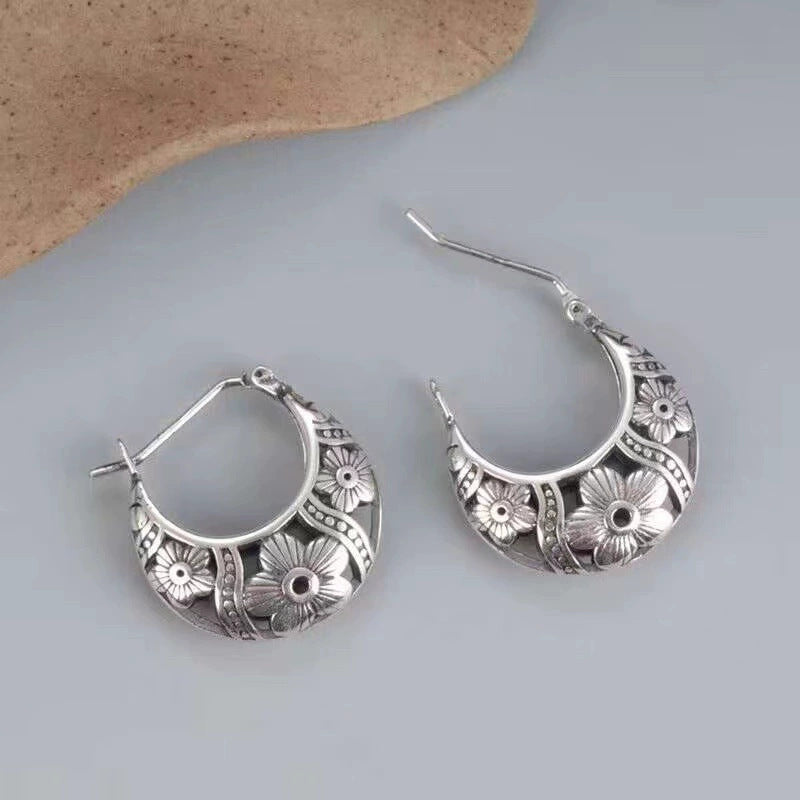 Elegant Earring for Every Occasion