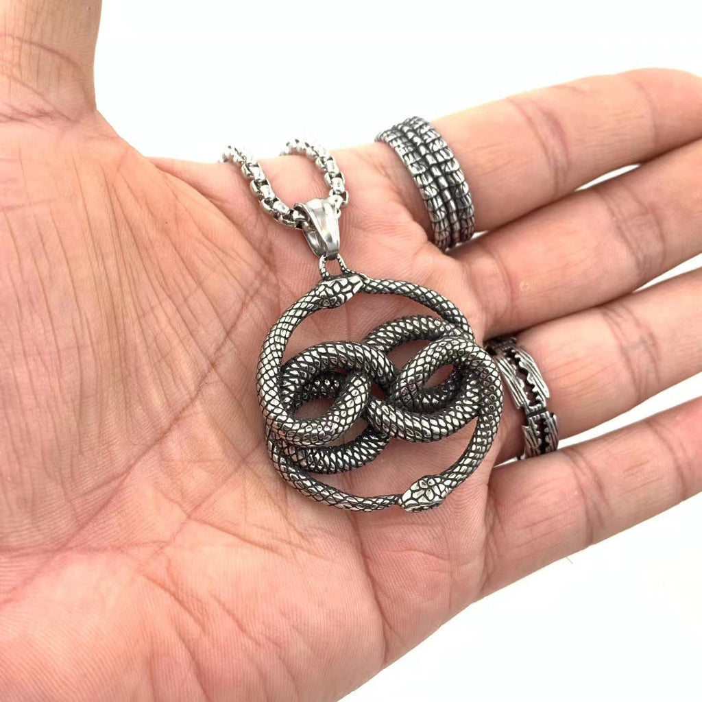 Classic Pendant with Timeless Appeal