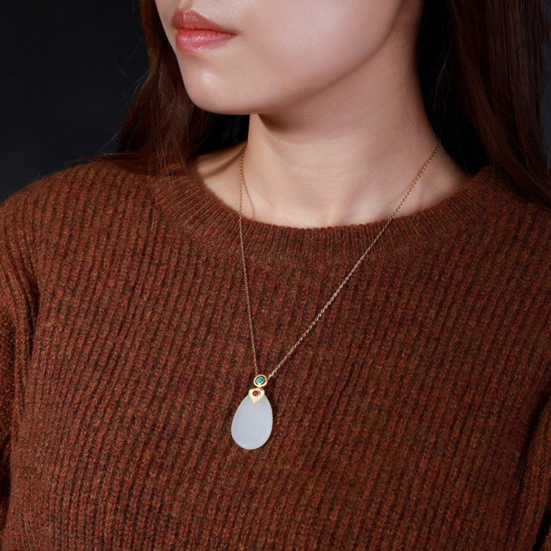 Classic Gold Necklace with Timeless Appeal