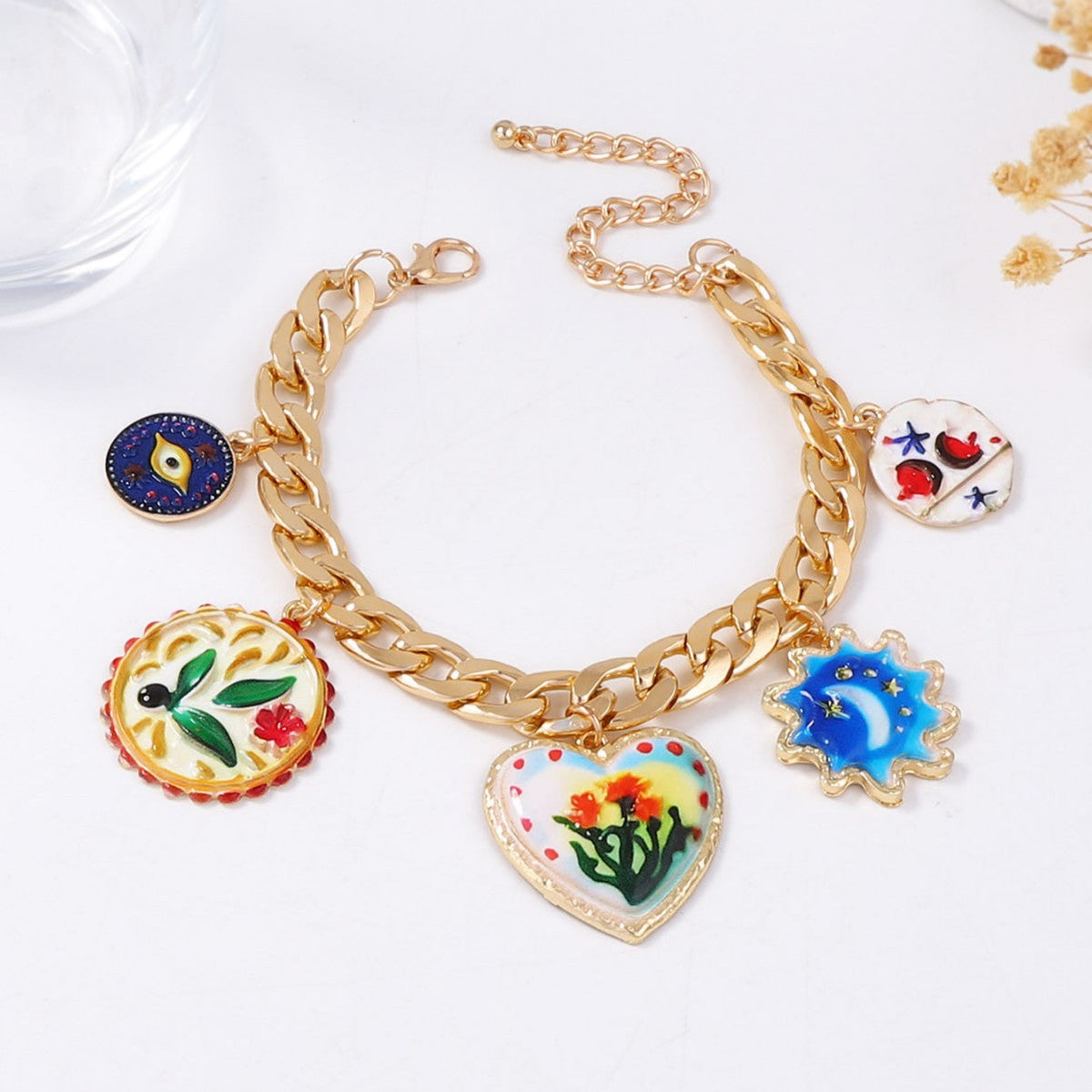 Beautiful Piece with Unique Style