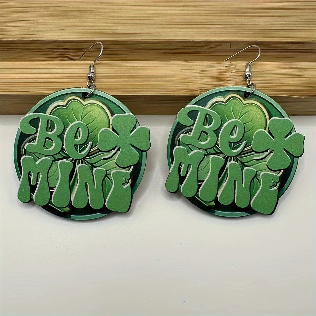 Charming Earring for Any Occasion
