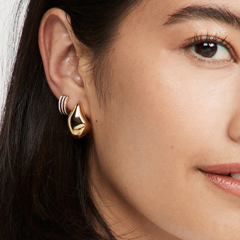 Elegant Gold Earring for Every Occasion