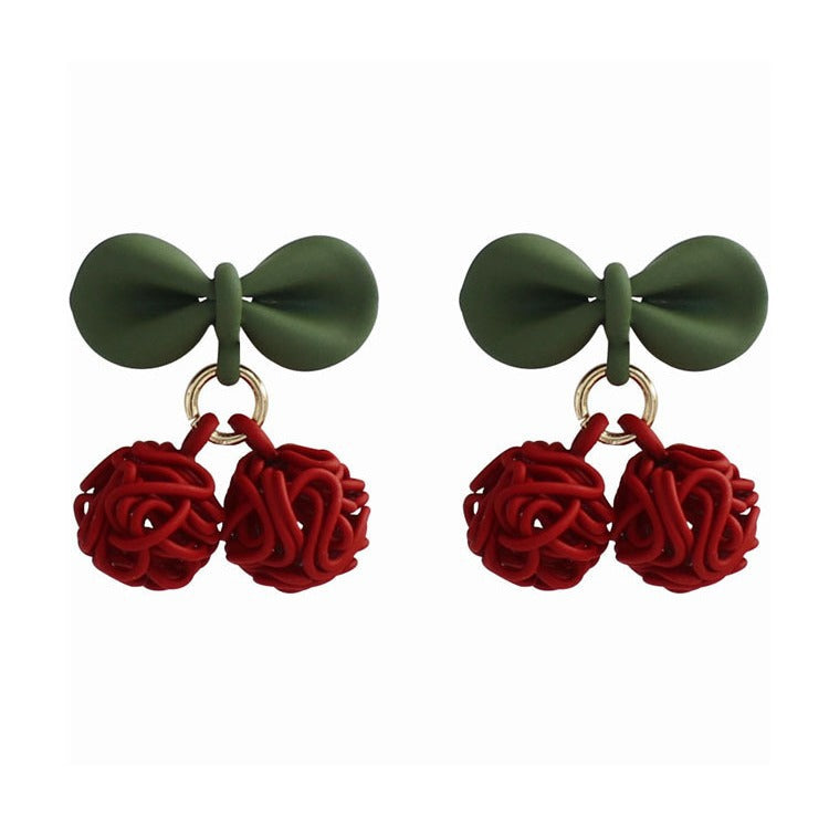 Charming Earring for Any Occasion
