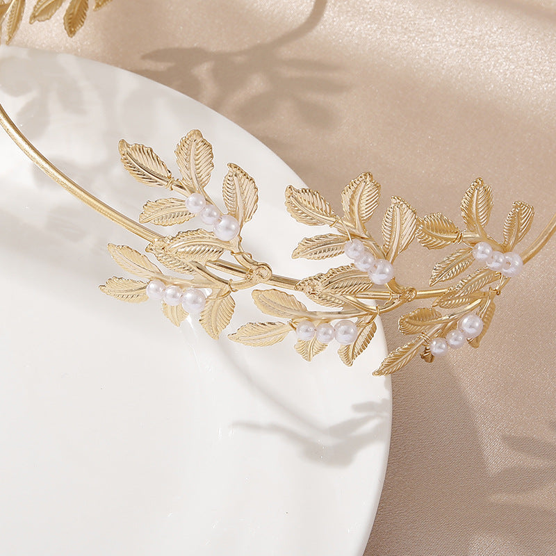 Stunning Gold Piece for Daily Wear
