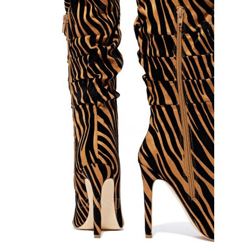 Graceful Orthopedic Boots for Modern Look