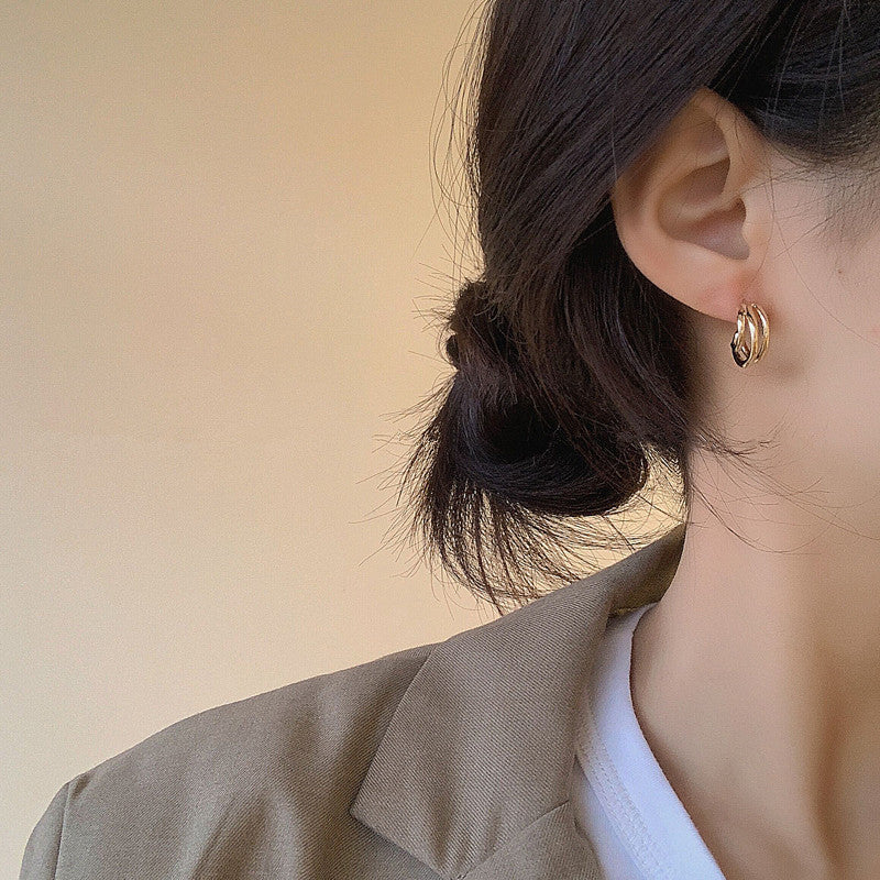 Classic Earring with Timeless Appeal