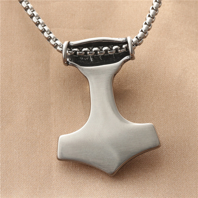 Charming Pendant for Any Occasion