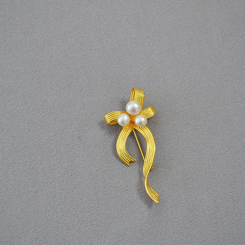 Delicate Artisan Gold Piece