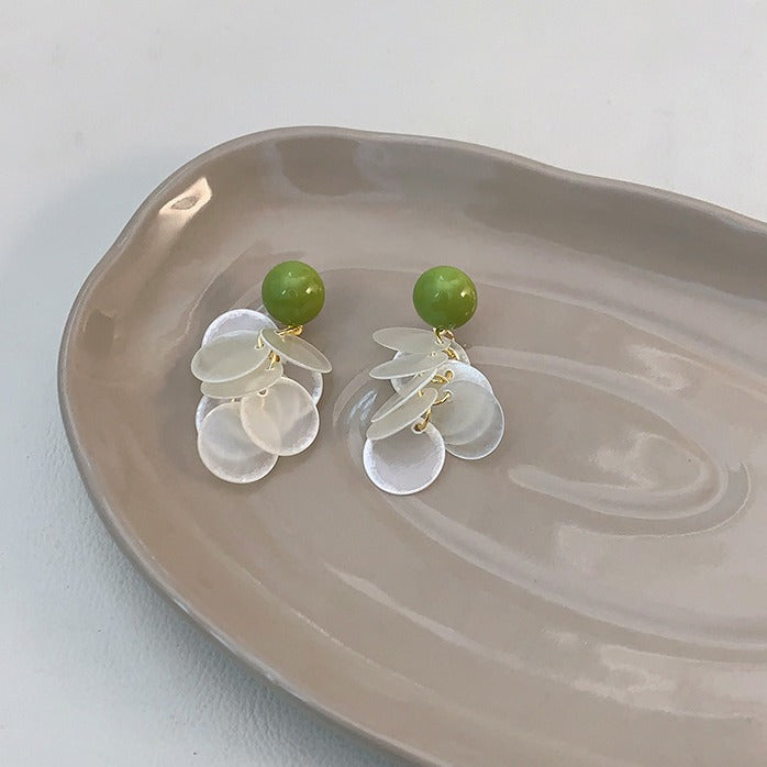 Charming Earring for Any Occasion