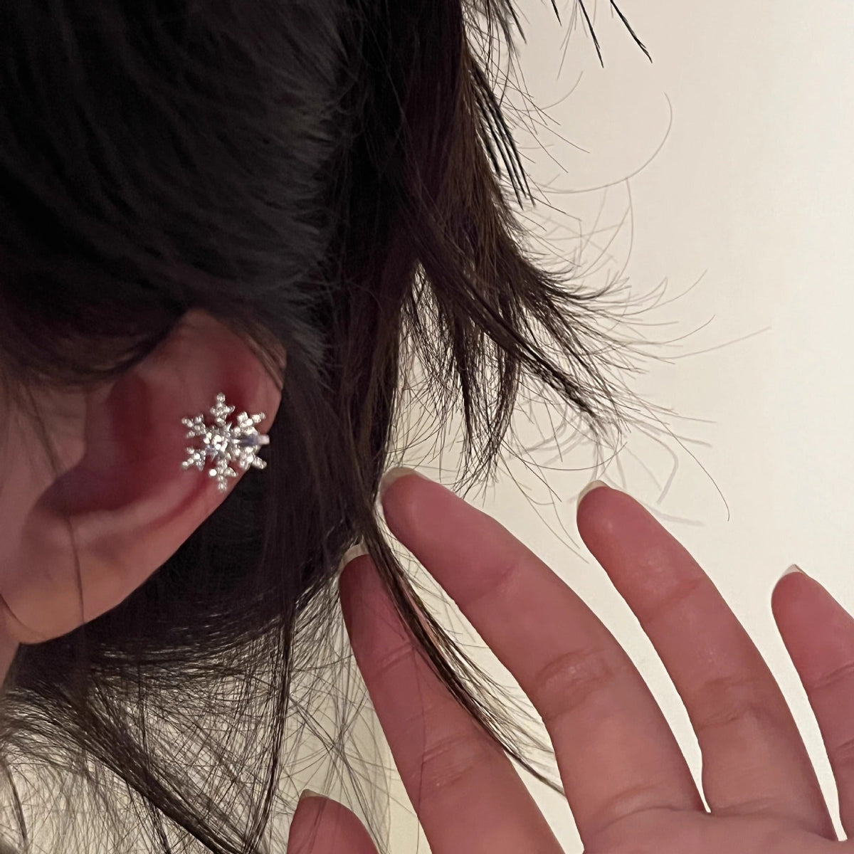 Charming Earring for Any Occasion