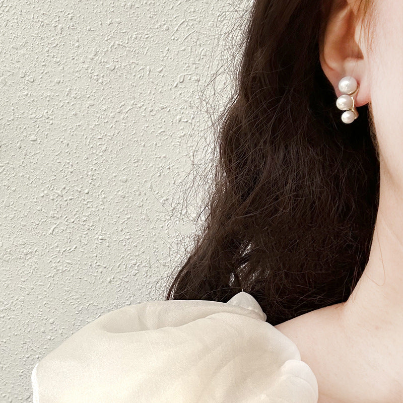 Romantic Pearl Earring for Special Moments