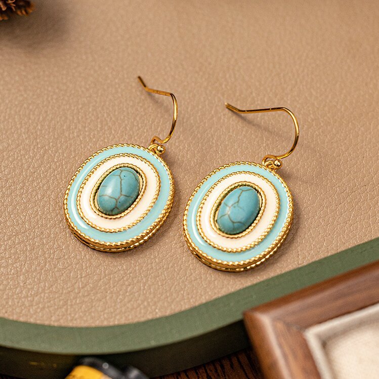 Classic Earring with Timeless Appeal