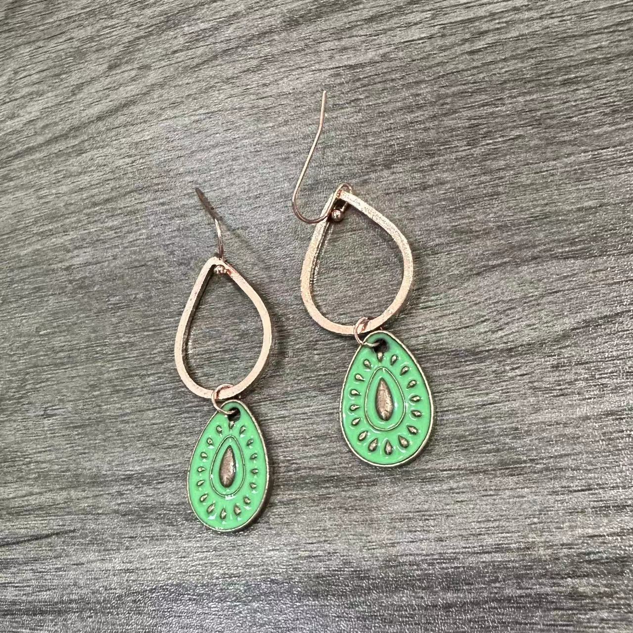 Romantic Earring for Special Moments